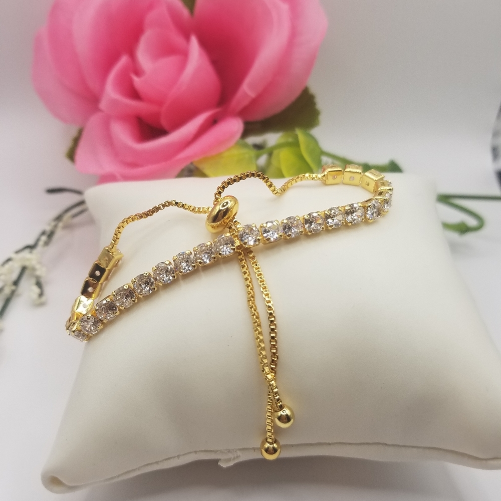 14k gold plated adjustable bracelet with zirconias